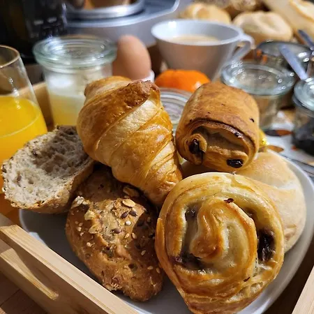 Le Bois De Champia Hoei