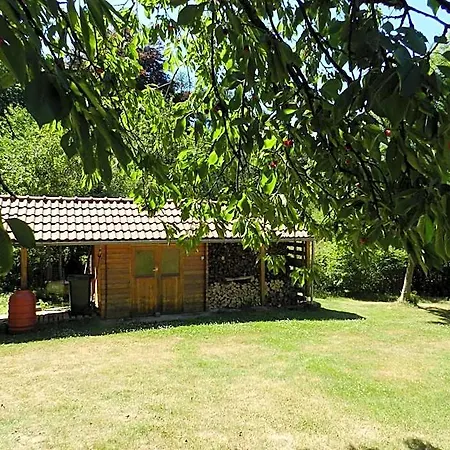 Le Bois De Champia Юи